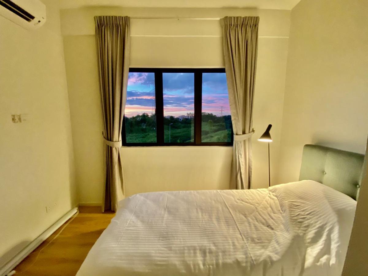 Faizal Madhi Homestay Kuching Dış mekan fotoğraf